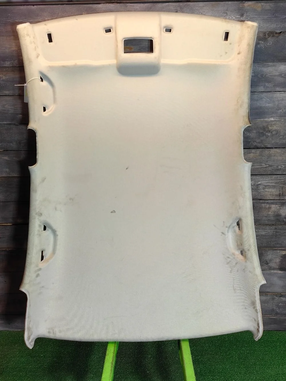 Обшивка потолка Volkswagen Polo V