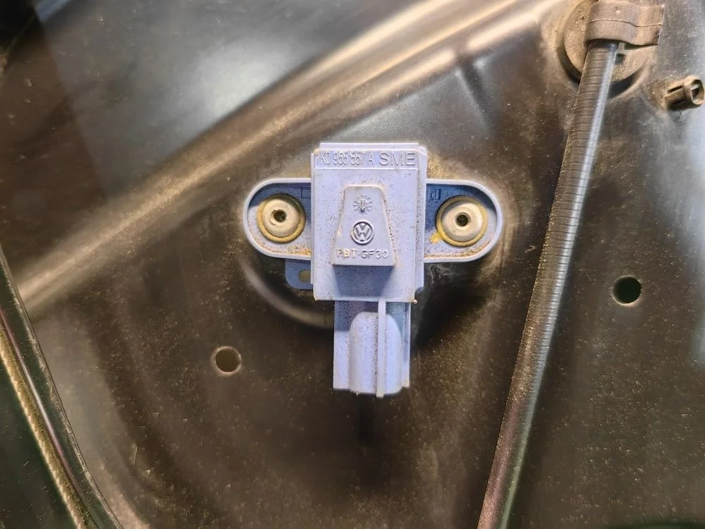 Датчик Airbag Volkswagen Passat B6