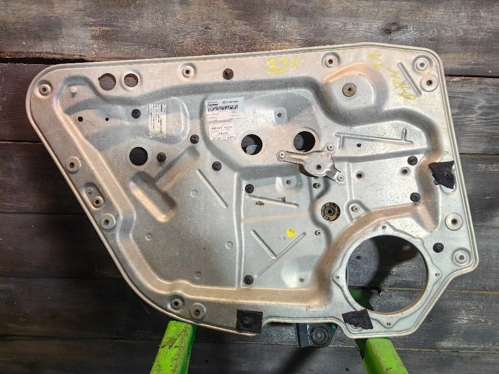 Стеклоподъемник задний левый VW Phaeton