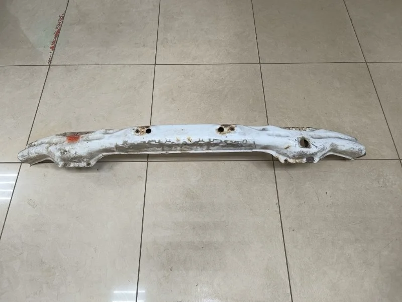 Усилитель бампера Mercedes-Benz Sprinter W906