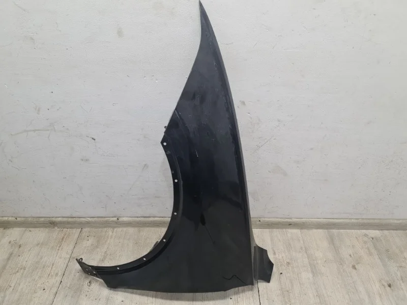 Крыло VW Touareg 2019- CR7