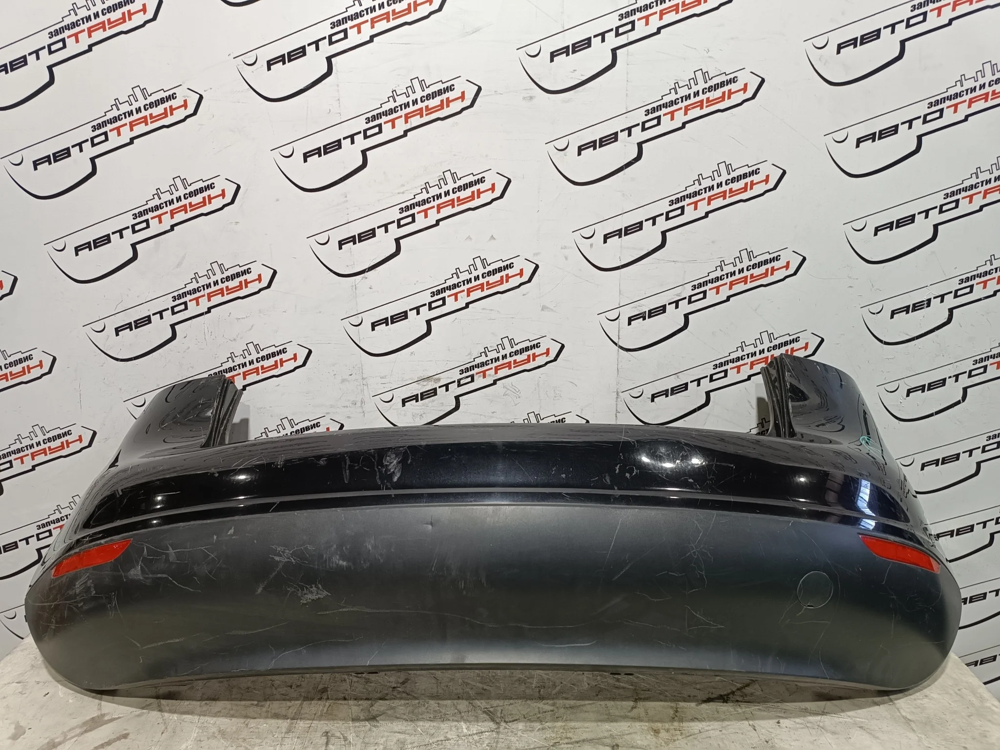 БАМПЕР VOLKSWAGEN GOLF PLUS 5M0807417 ЗАДНИЙ черный, LC9Z QA4473