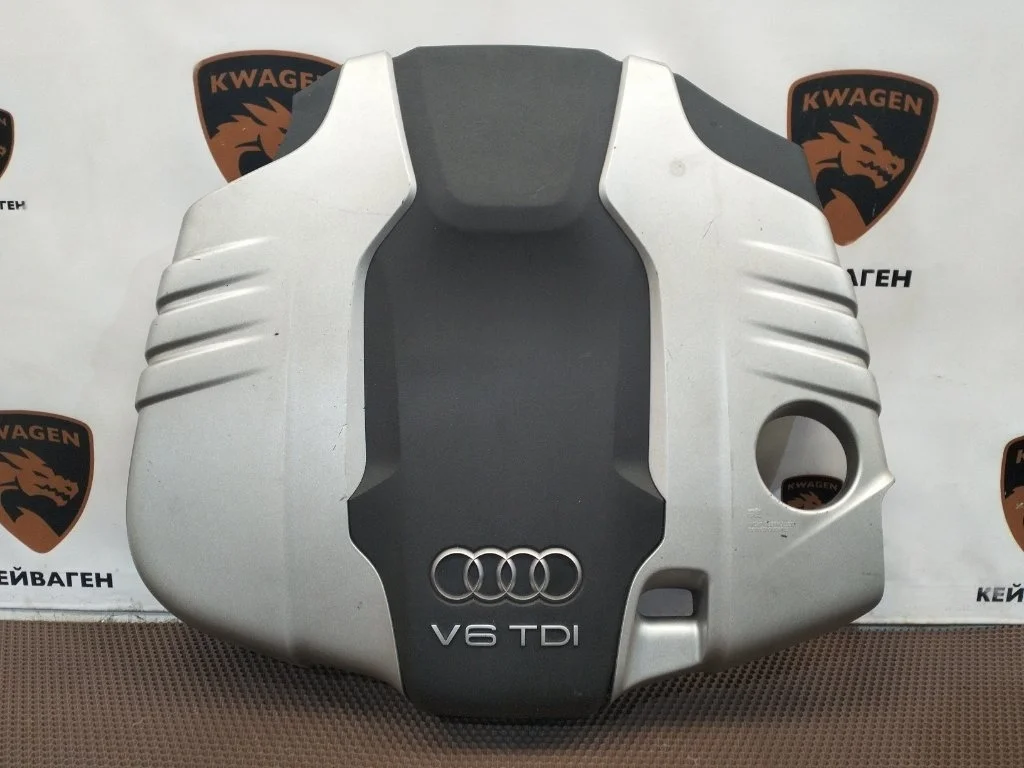 Декоративная крышка двигателя Audi Q7 2010 4L