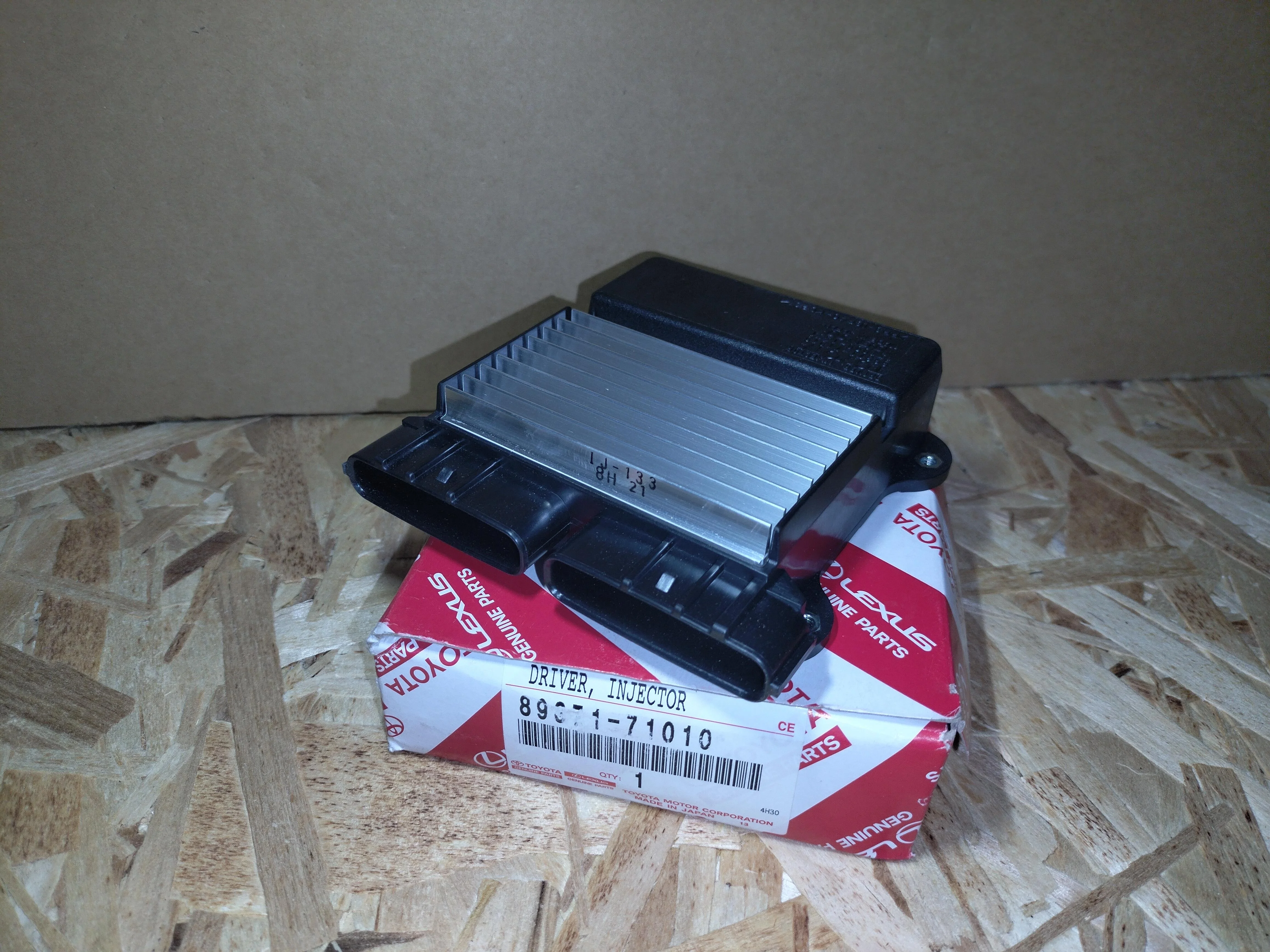 Блок управления форсунками LAND CRUISER 200 4.5TD 1VDFTV