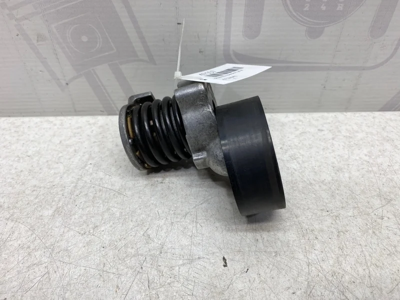 Натяжитель приводного ремня Mercedes-benz W212