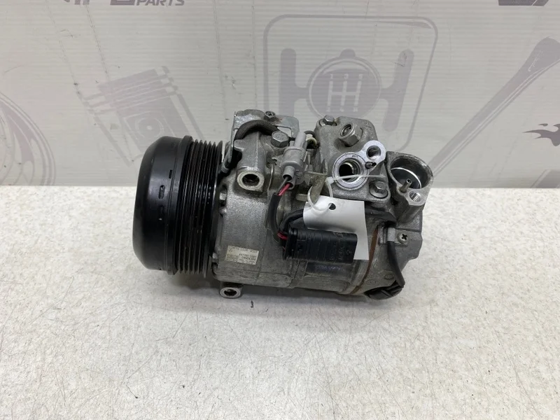 Компрессор кондиционера Mercedes-benz W212