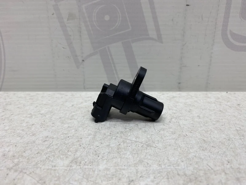 Датчик распредвала Mercedes-benz ML W164