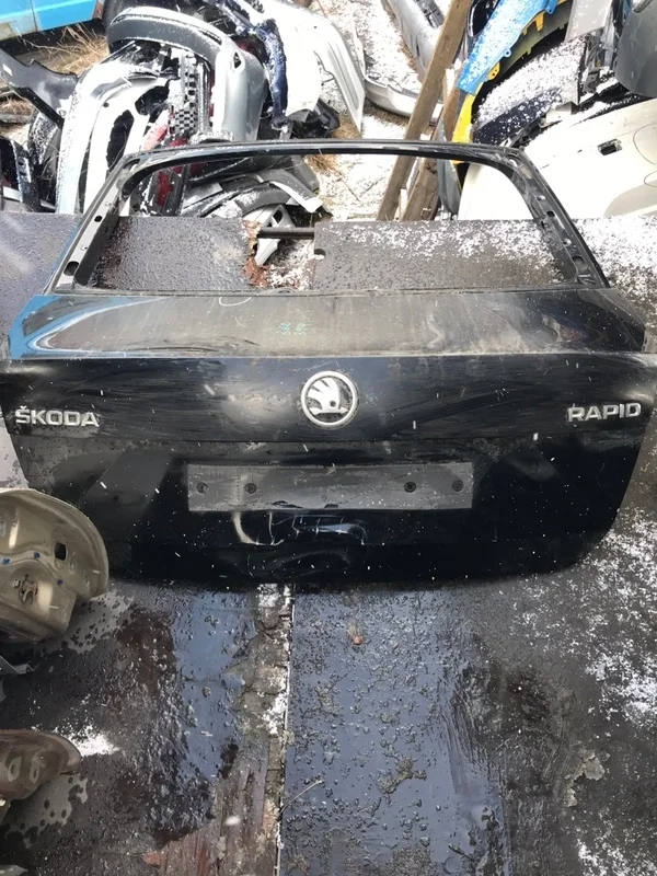 Дверь багажника Skoda Rapid 2016 5JA827219