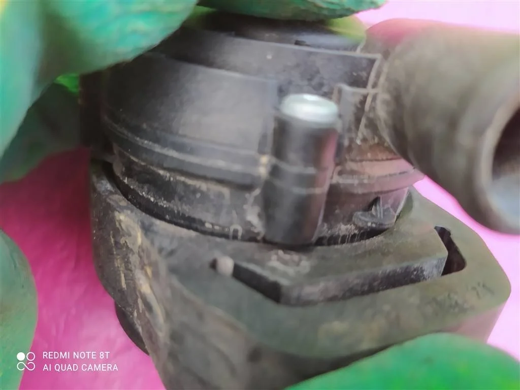 Доп насос Crafter W164 W906 W211 W463 A2118350264