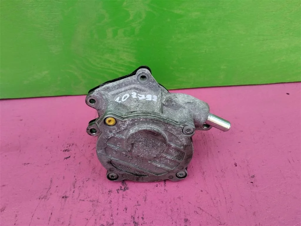 Вакуумный насос MB W164 X164 W211 W221 A6422300165