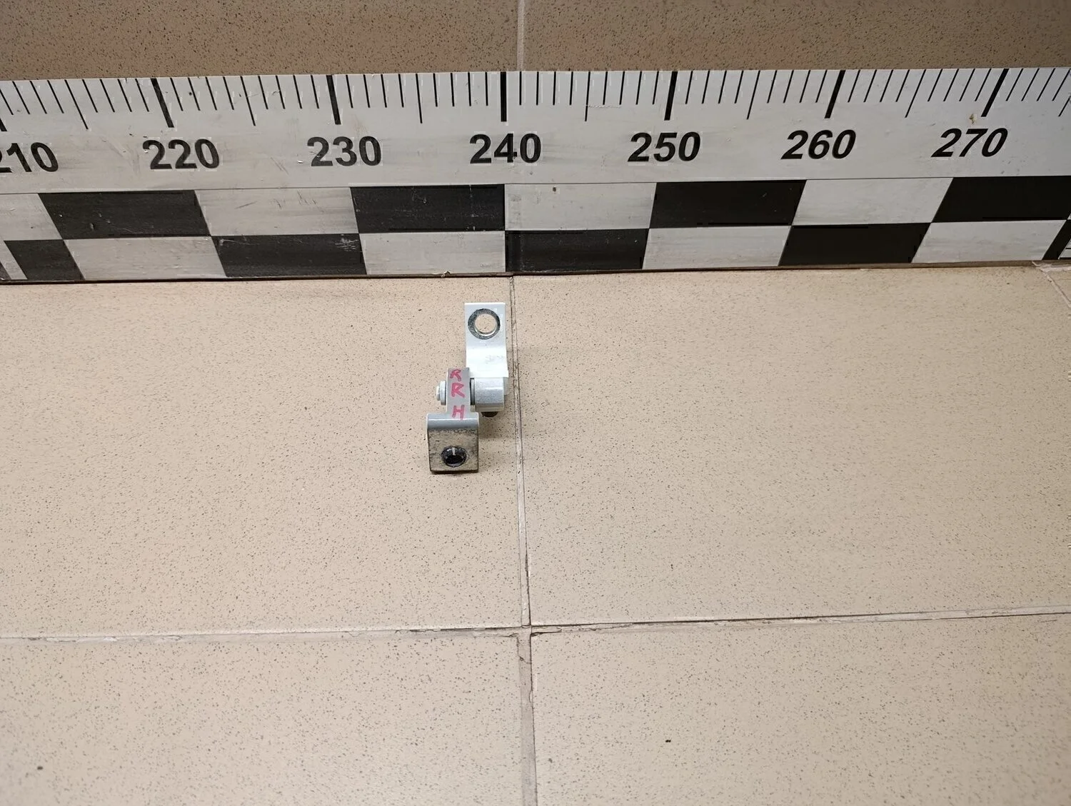 Петля двери  A4 [B8] 2007-2015