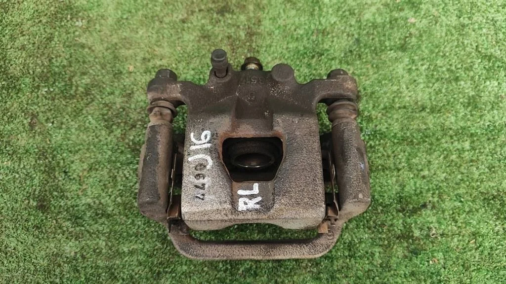 Б.у. суппорт NISSAN QASHQAI J10 NISSAN QASHQAI J10