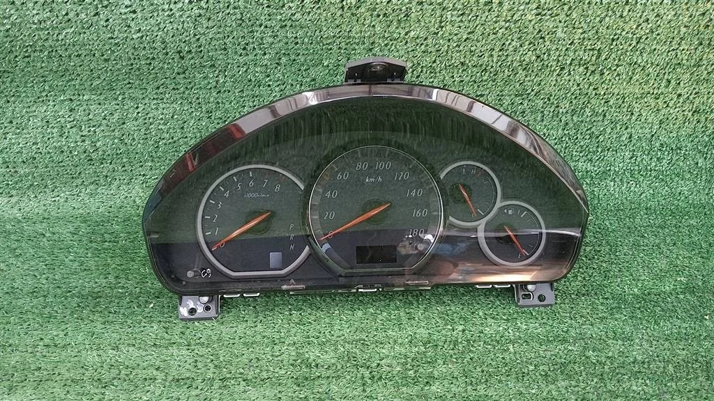 Б.у. приборная панель MITSUBISHI GRANDIS NA4W MITSUBISHI GRANDIS NA4W