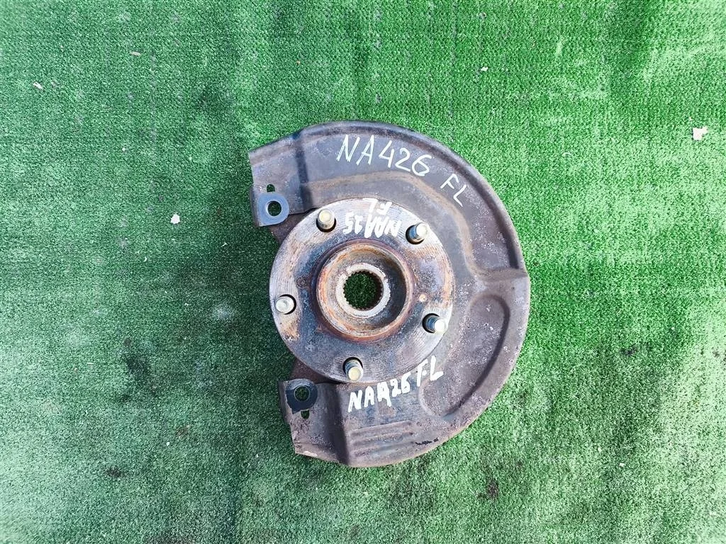 Б.у. кулак поворотный MITSUBISHI GRANDIS NA4W MITSUBISHI GRANDIS NA4W