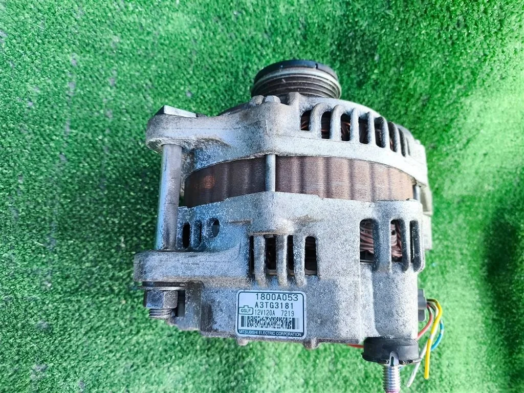 Б.у. генератор MITSUBISHI Delica D5 CV MITSUBISHI Delica D5 CV