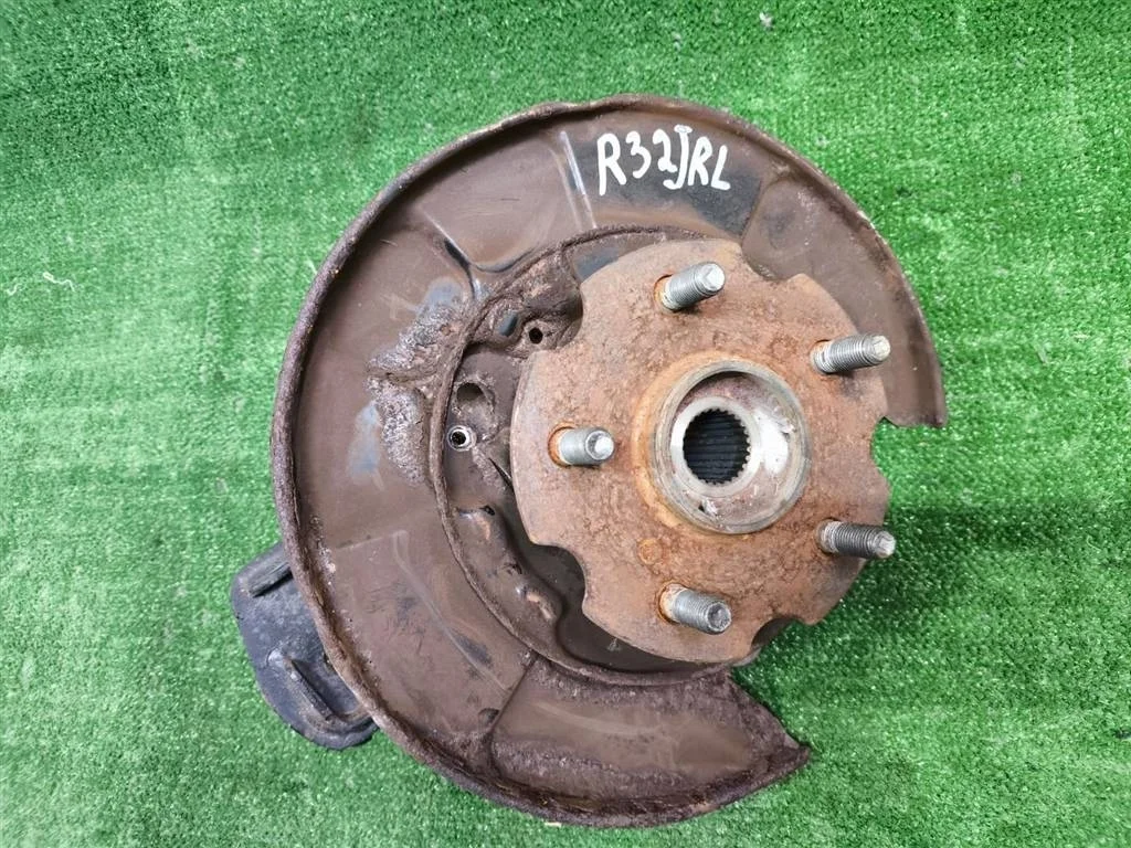 Б.у. цапфа TOYOTA RAV4 ACA30 TOYOTA RAV4 ACA30