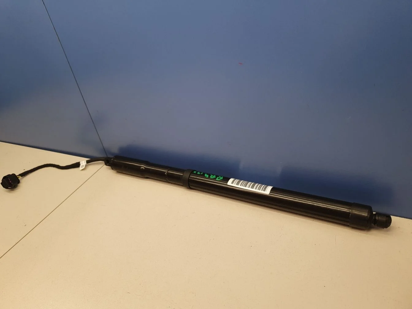 Амортизатор двери багажника для Land Rover Range Rover Sport 2013-