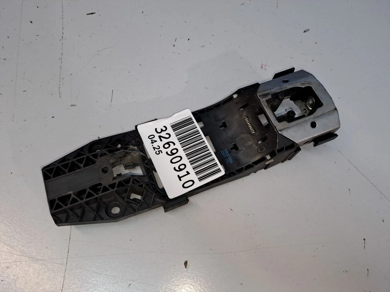 Кронштейн ручки двери для Skoda Superb 3V 2015-