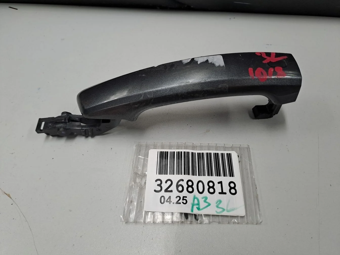 Ручка двери нaружная левая передняя для Audi A3 8V 2012-2020