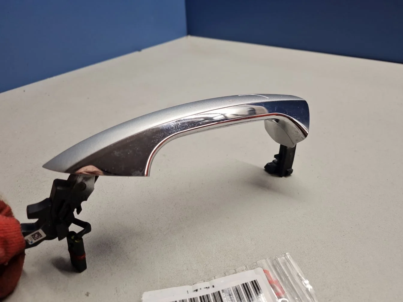 Ручка двери нaружная правая для Mercedes E-klasse W212 2009-2016