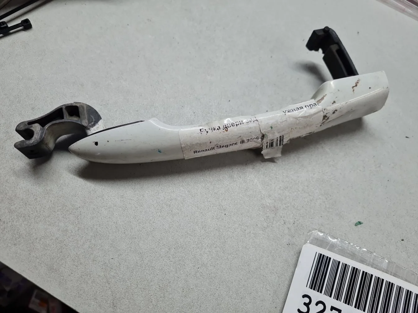 Ручка двери нaружная правая для Renault Megane 3 2009-2016