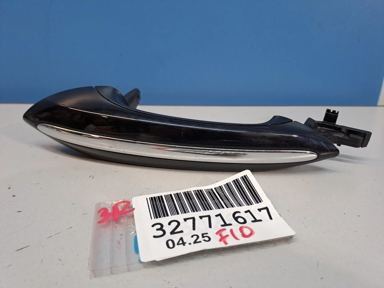 Ручка двери нaружная задняя правая для BMW 5 F10 2009-2017