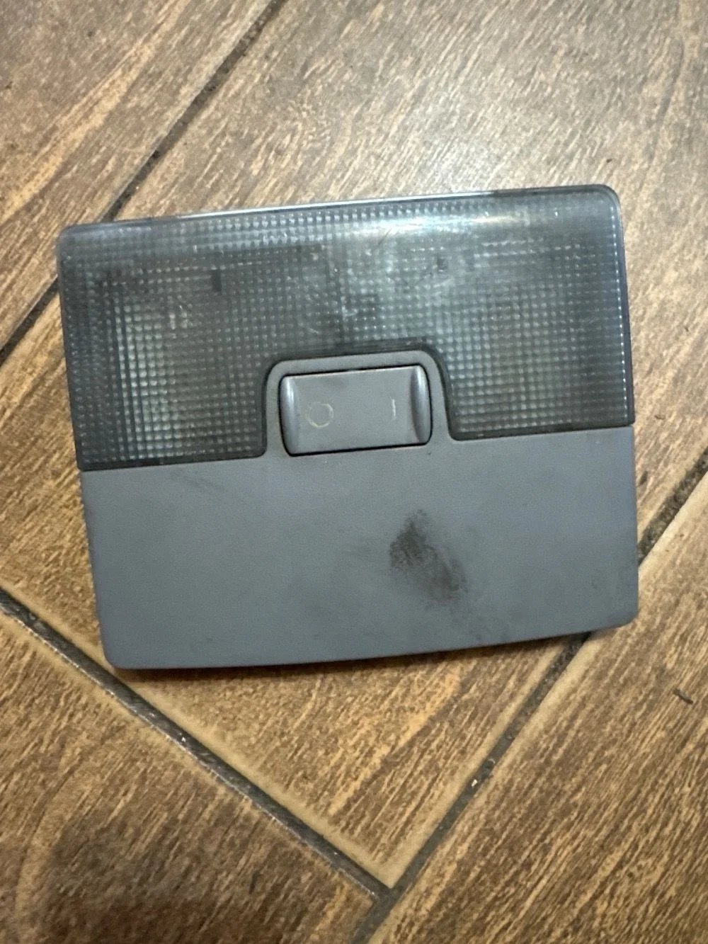 Плафон салонный Audi A6 C5 (1997—2001)