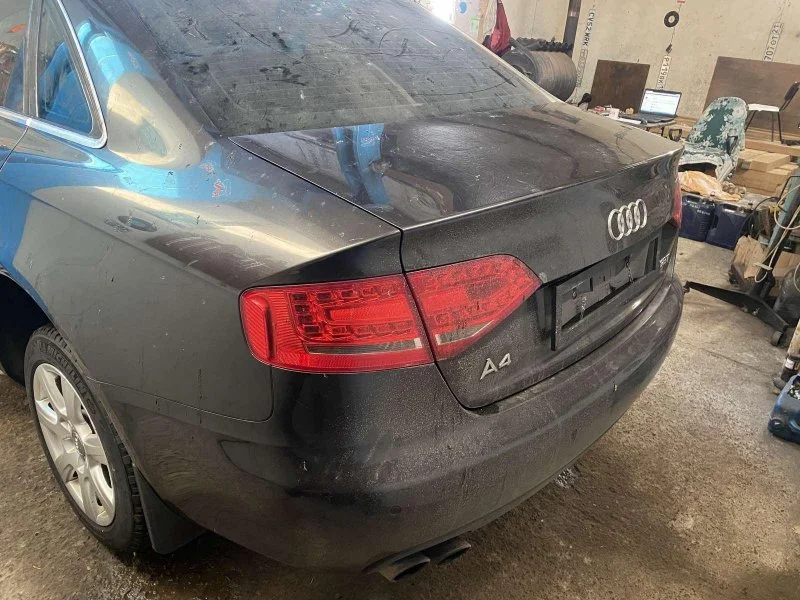 Продажа Audi A4 1.8 (160Hp) (CDHB) FWD AT по запчастям