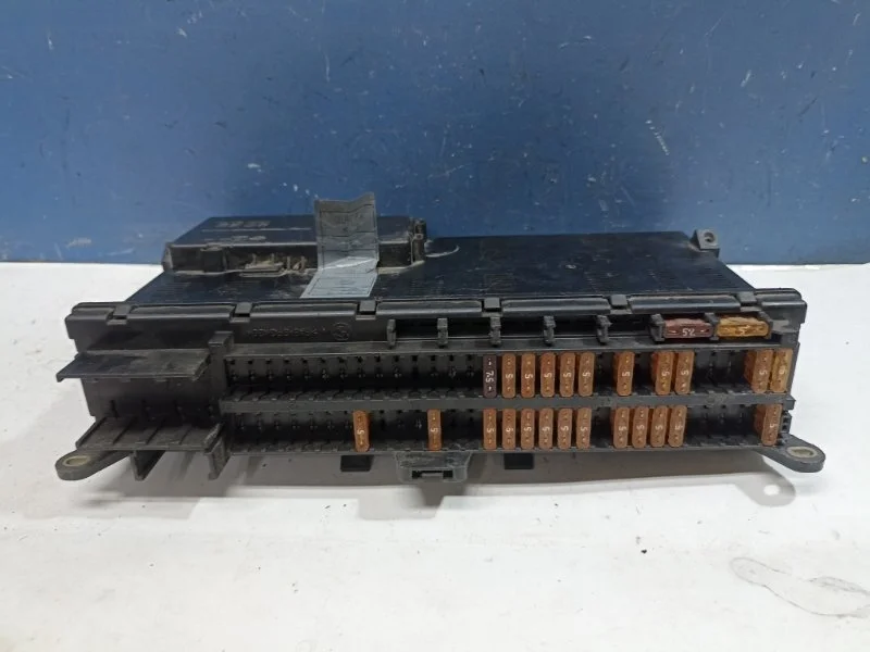 Блок предохранителей Bmw X5 (E53) 61138384527