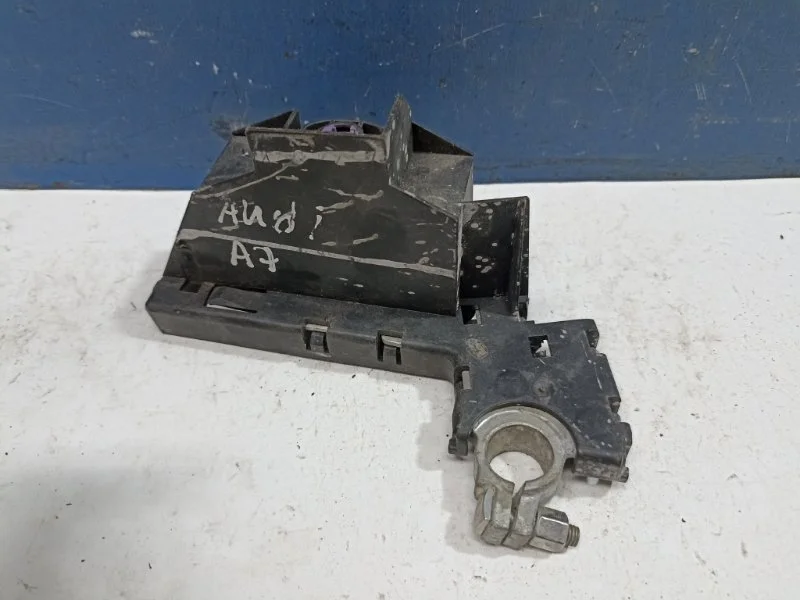 Клемма АКБ плюс Audi A7 2015 8J0915459 3.0TDI CDUC