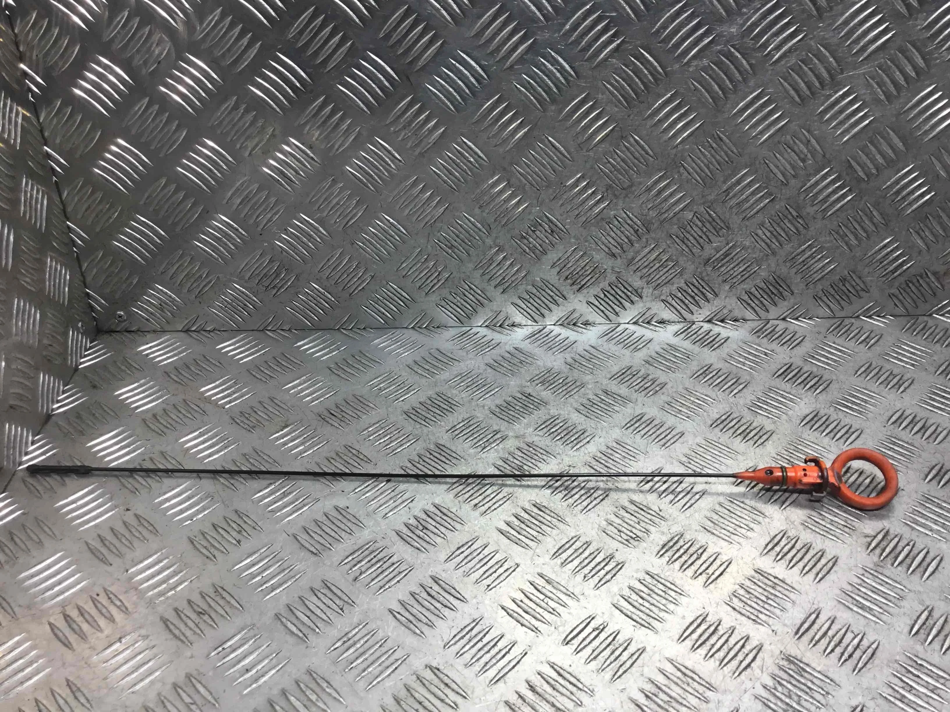 Щуп двигателя Skoda Octavia Tour [рестайлинг] (2000-2010) дизель 2.0 TDI Механика Лифтбэк