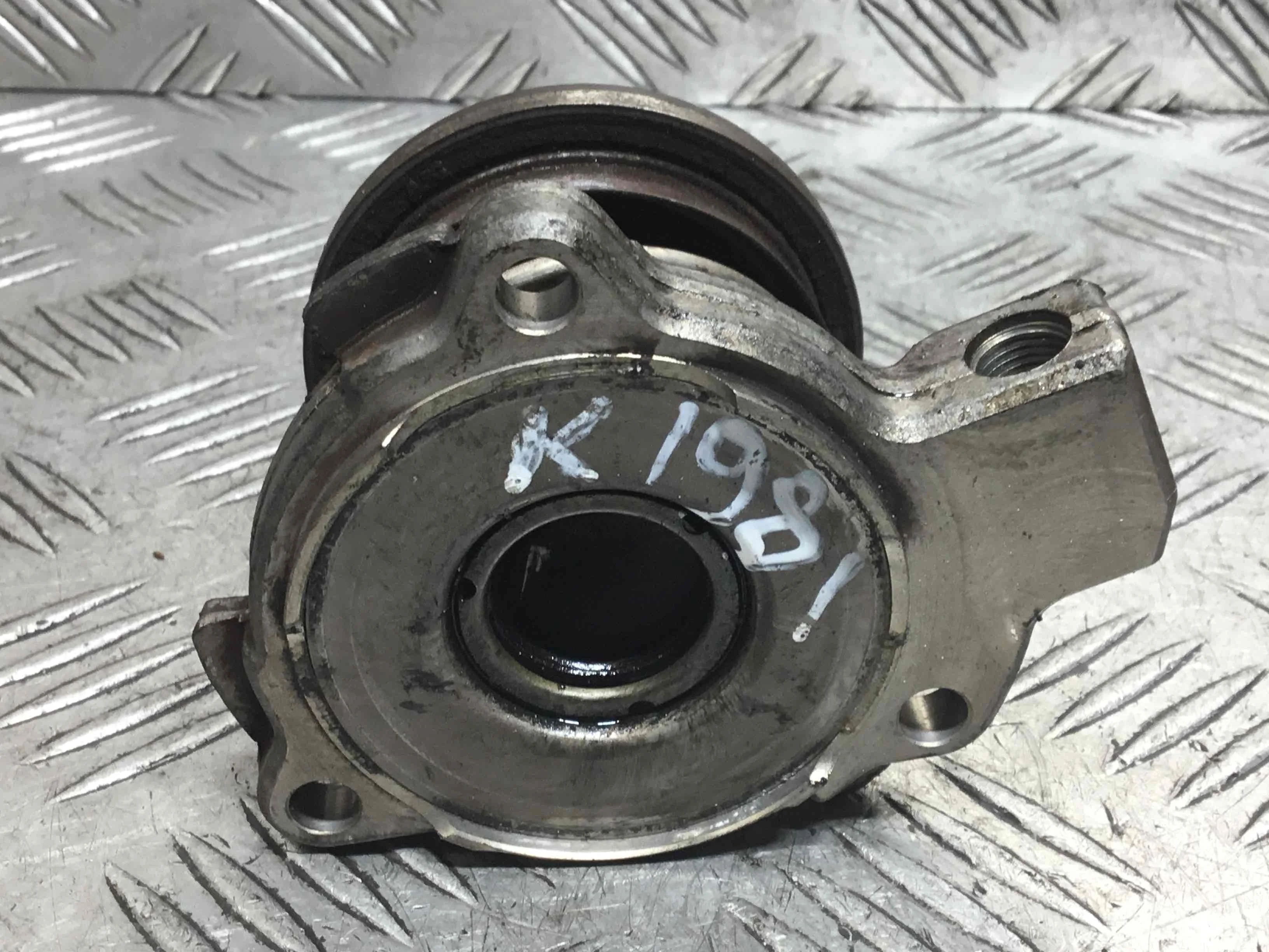 Подшипник выжимной Opel Astra H рестайлинг 2007 - 2010 бензин 1.6 i Механика Х/б