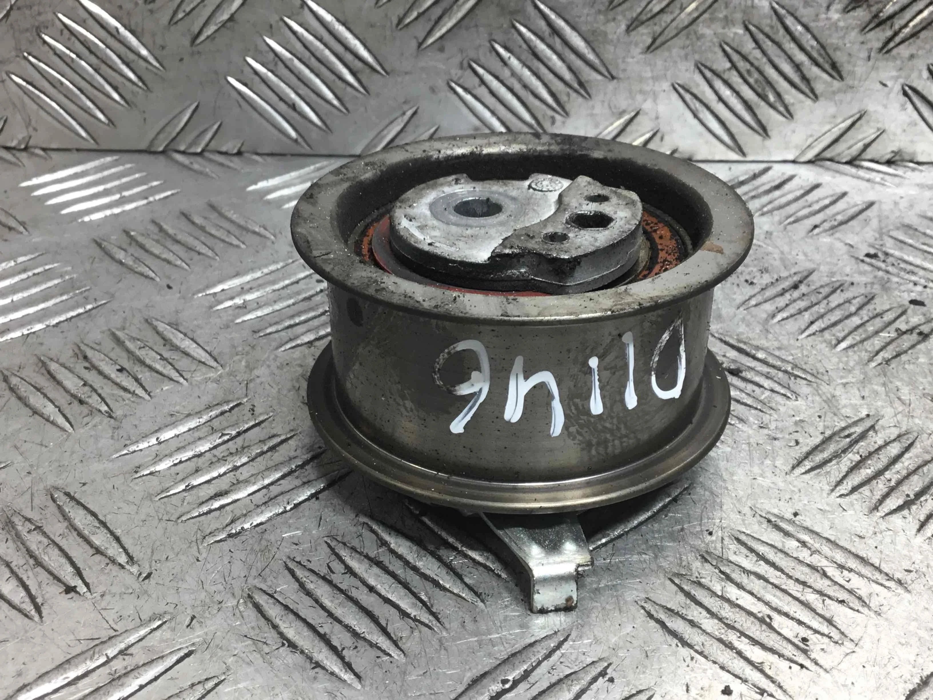 Натяжитель ремня ГРМ Volkswagen Golf 5 поколение (2004-2009) дизель 2.0 TDI DSG Х/б