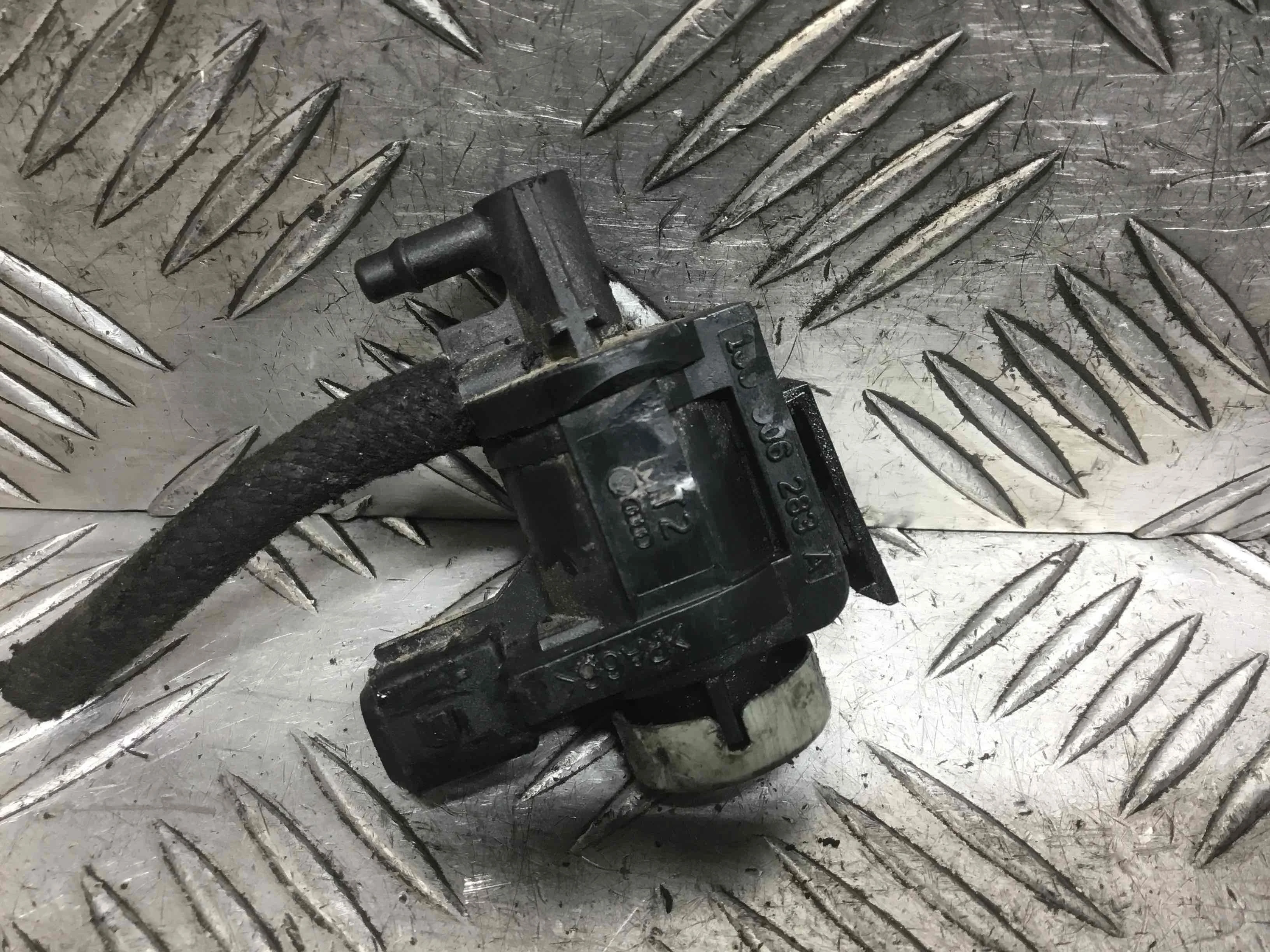 Клапан электромагнитный Volkswagen Passat B5+ [рестайлинг] (2000-2005) дизель 1.9 TDI Механика Универсал