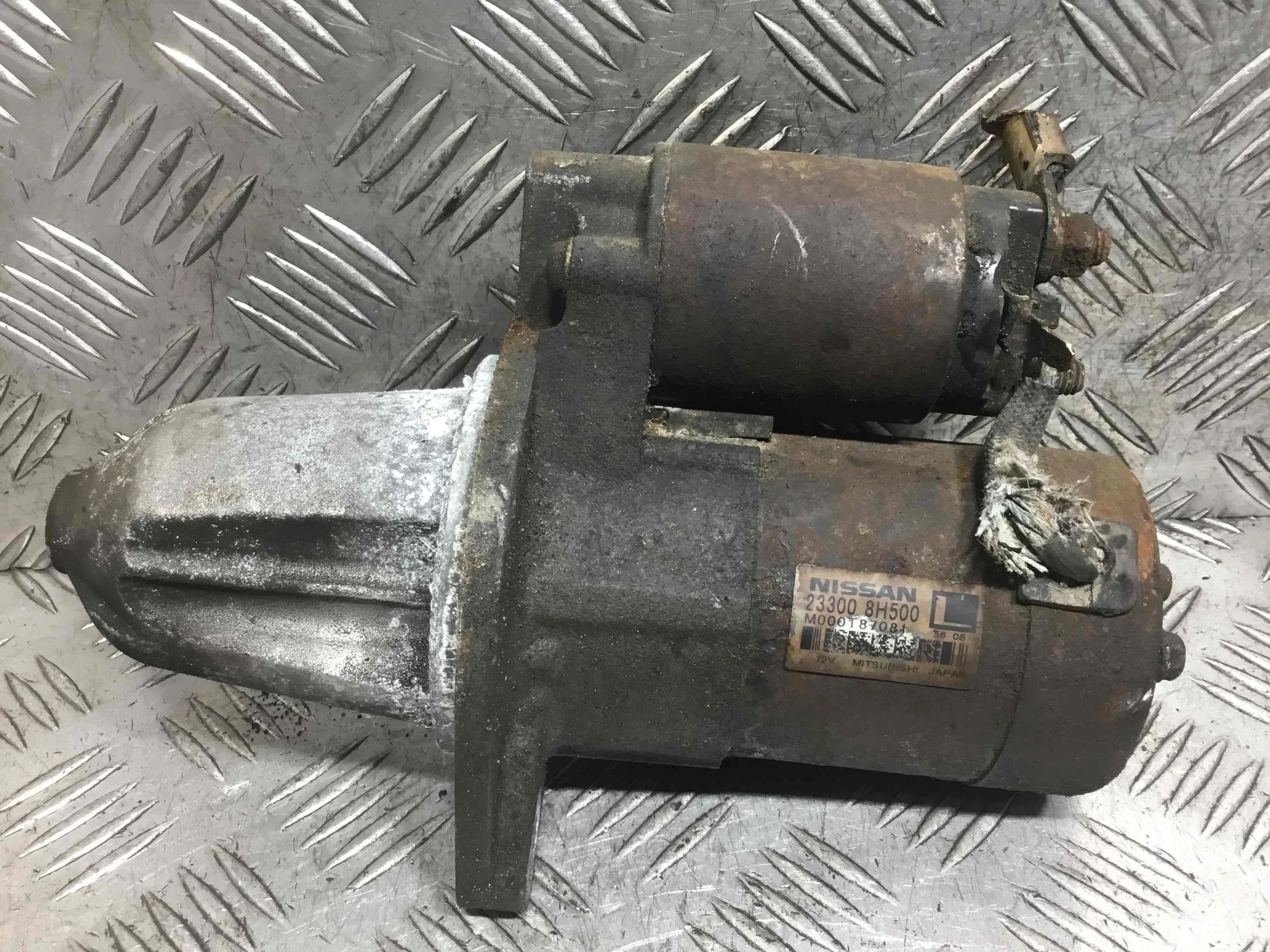 Стартер Nissan X-Trail T30 [рестайлинг] (2004-2007) бензин 2.5 i Механика Внедорожник