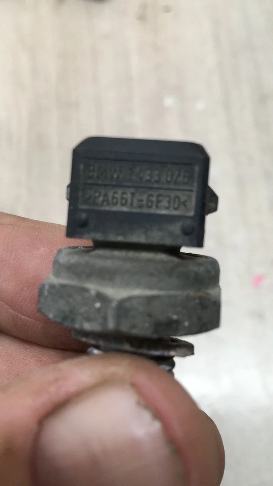 [Б/У] Датчик температуры [Код: 00318301 ]