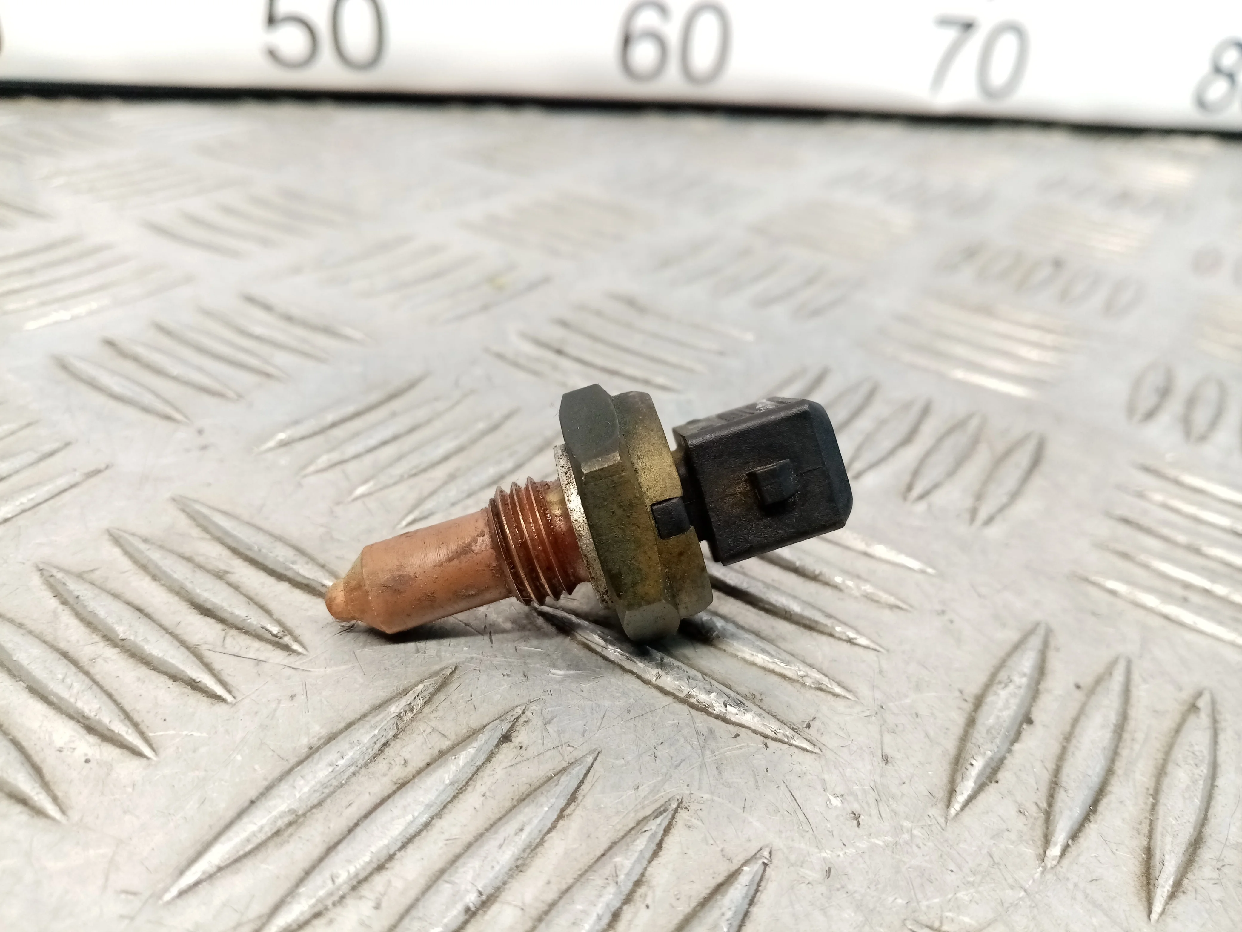 [Б/У] Датчик температуры [Код: 00368058 ]