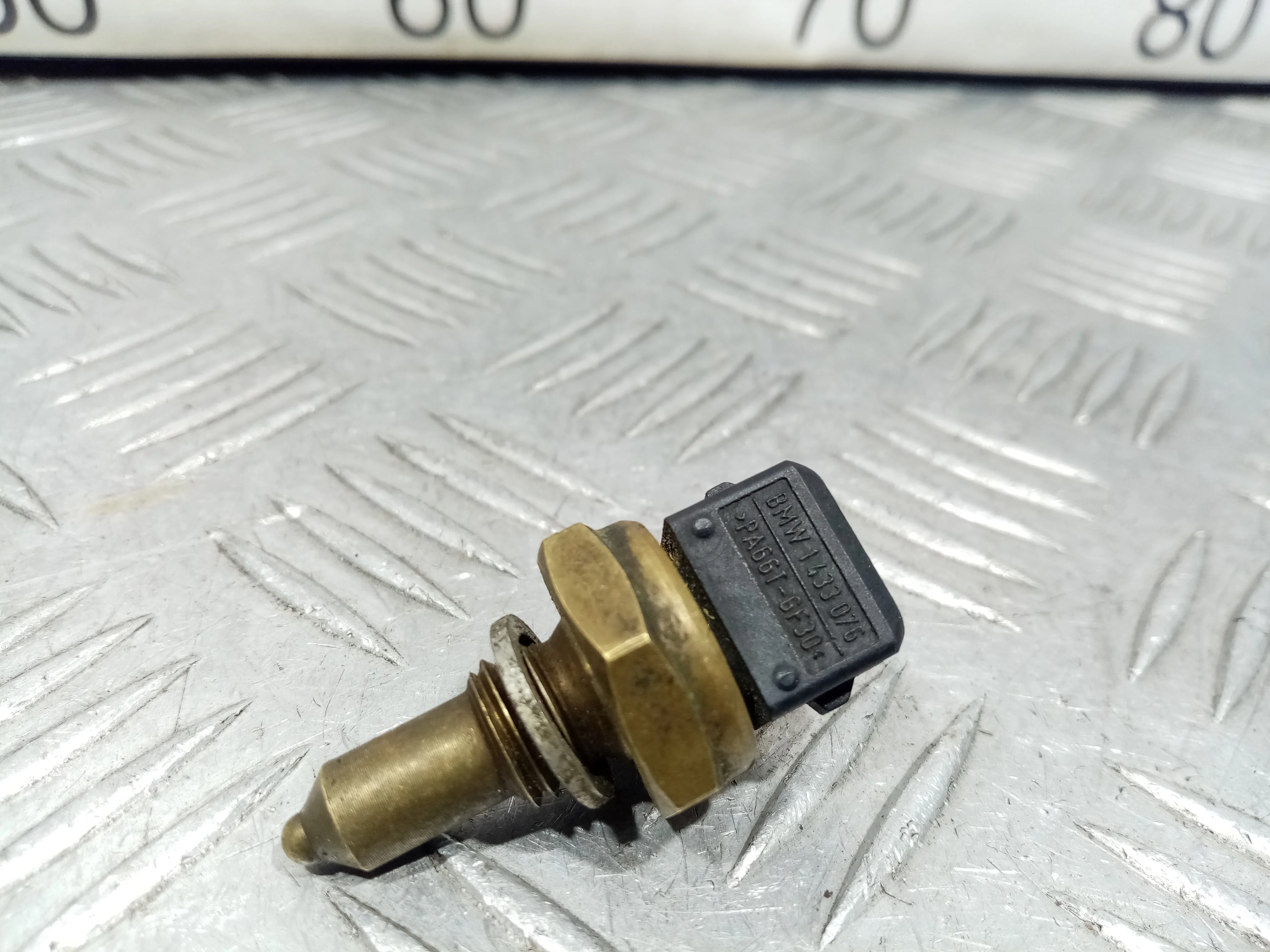 [Б/У] Датчик температуры [Код: 00382915 ]