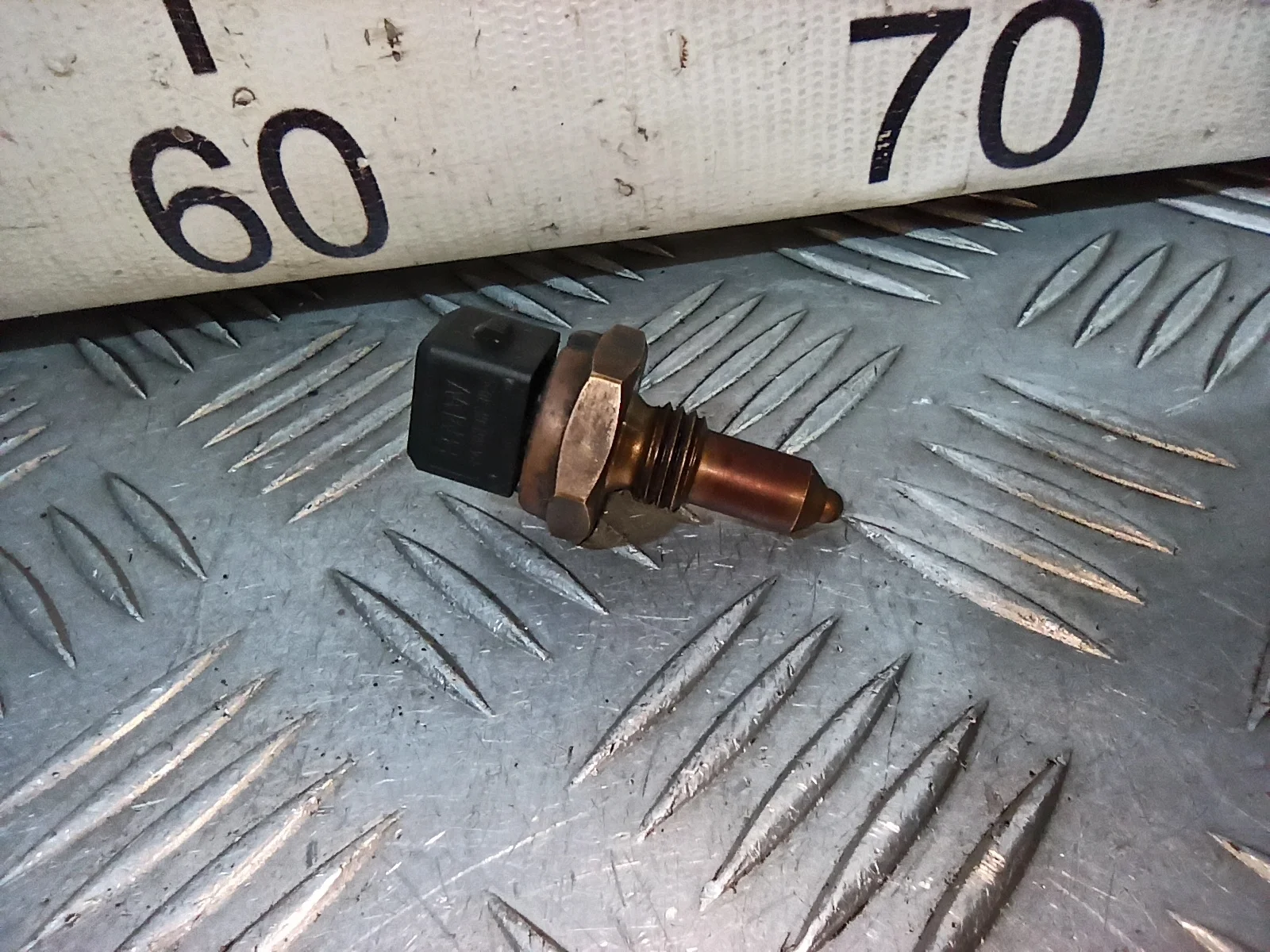 [Б/У] Датчик температуры [Код: 00405835 ]