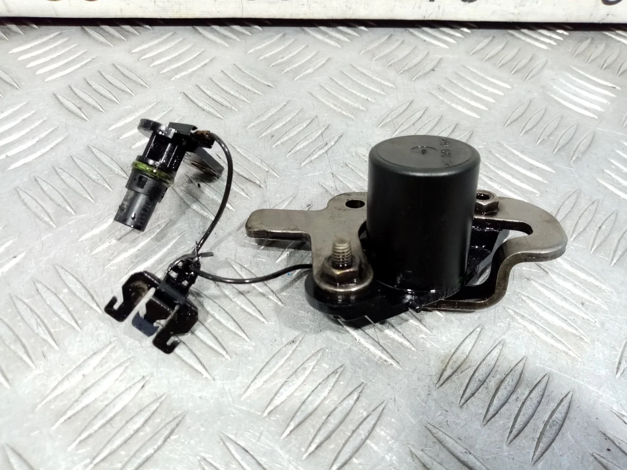 [Б/У] Датчик уровня масла [Код: 00600020 ]