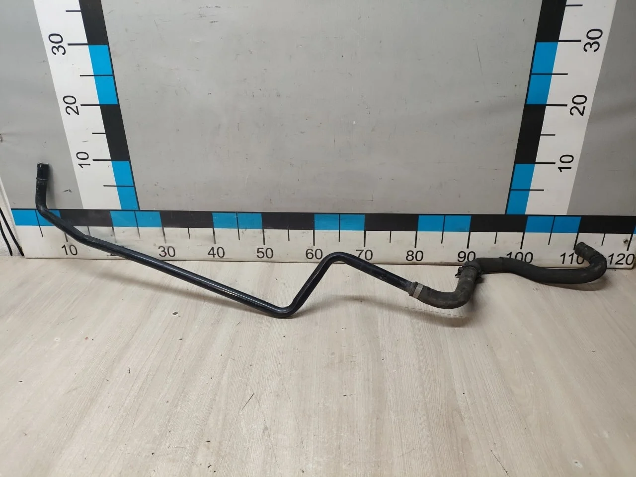 [Б/У] Трубка отопителя Mercedes [Код: 00594394 ]