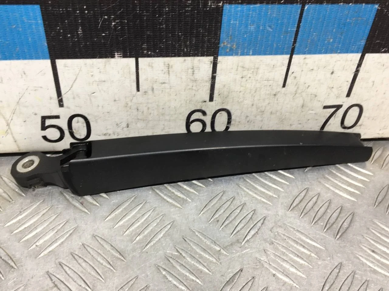 [Б/У] Поводок стеклоочистителя заднего [Код: 00601836 ]