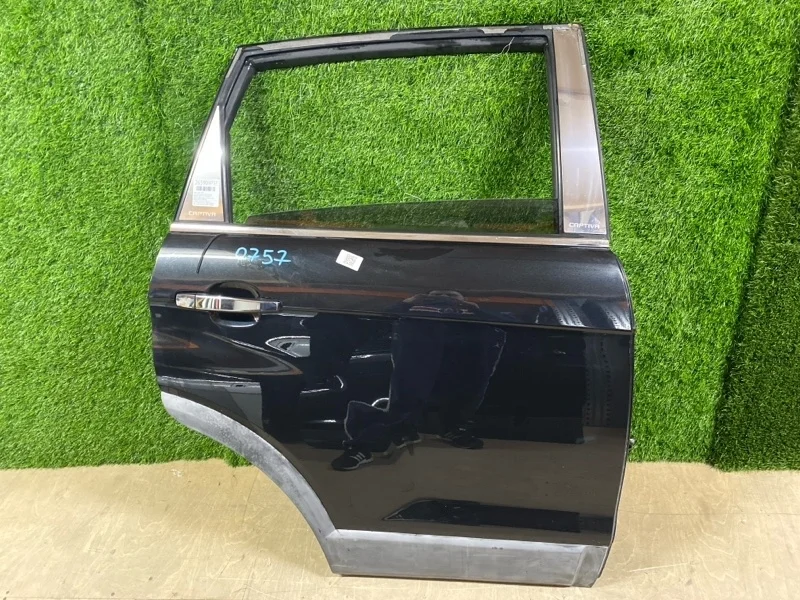 Дверь в сборе Chevrolet Captiva 2011 94543753 C140 LE5, задняя правая