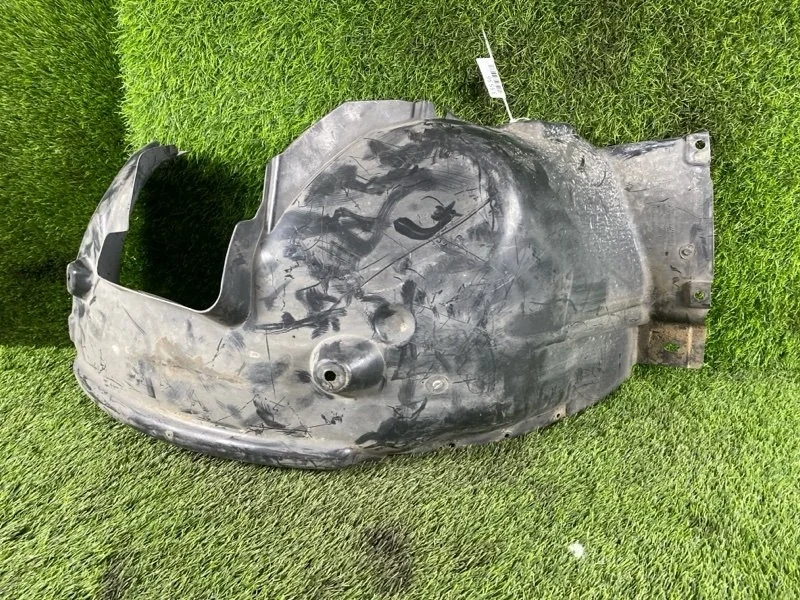 Подкрылок BMW 1-Series 2009 51717059371 E87 N52B25, передний левый