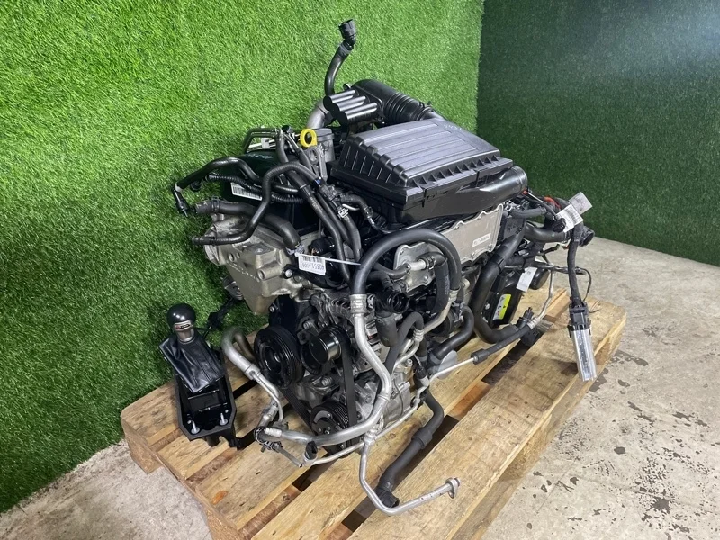 Двигатель из Японии Audi A3 2014 04E100033S 8V CXS 1.4T