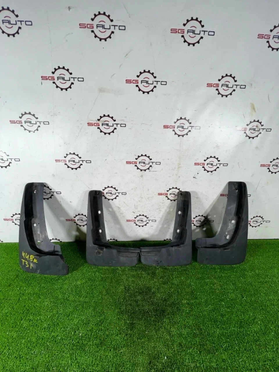 Брызговик Nissan X-Trail 2009 NT31