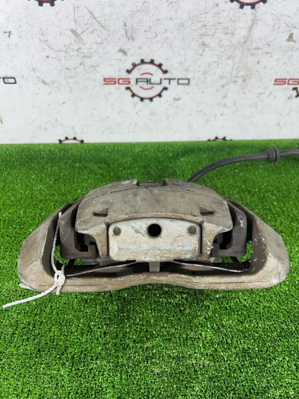 Суппорт тормозной BMW 740 2007 E65