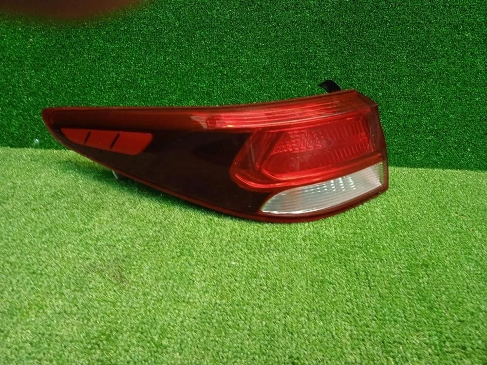 Фонарь наружний Kia Rio 2018 92401H0000 FB G4LC, левый