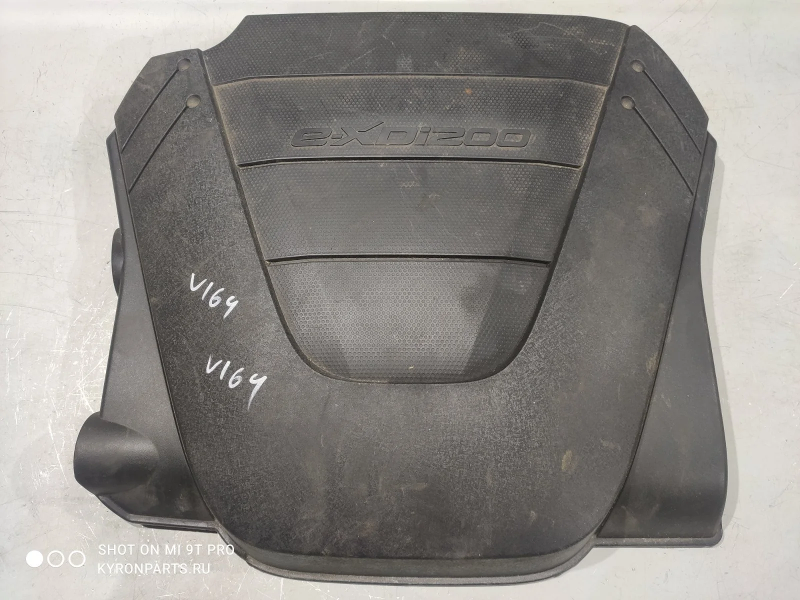 Крышка двигателя декоративная SsangYong Actyon 2014 C200