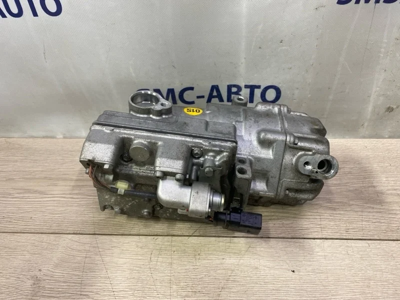 Компрессор кондиционера Volkswagen Touareg 7P0820803K NF 3.0 CGE